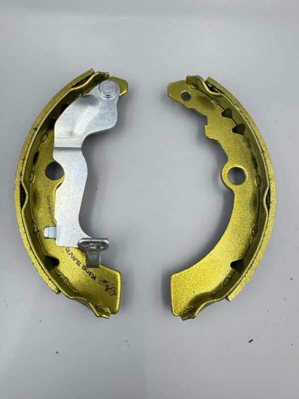 Rear brake shoe (53200M68K10- SUZUKI ) ,K9992